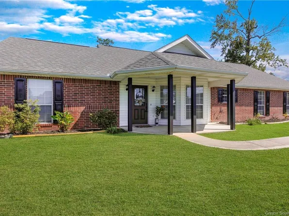 1100 E Diamond Cir, Lake Charles, LA 70611