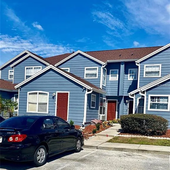 711 Caribbean Dr #MAIN — Photo 1