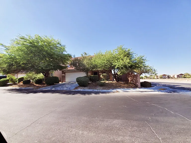 348 Bella Calabria Ave — Photo 25