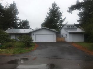 4439 Spruce St, Florence, OR 97439