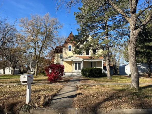 605 N High St, Mankato, KS 66956