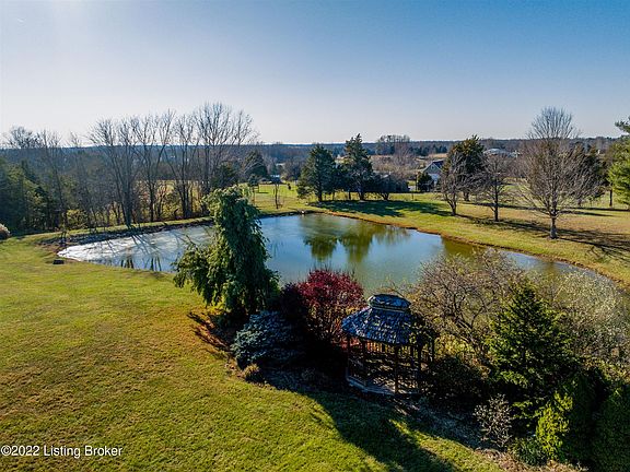3rd image of 1908 Mayfield Dr