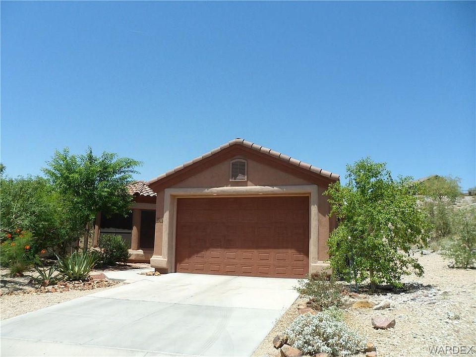 1st image of 2913 Esmerelda Dr