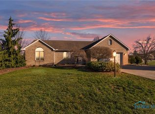 3629 S Crissey Rd, Monclova, OH 43542