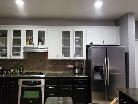 4th image of 425 S Meadowbrook Dr S #131