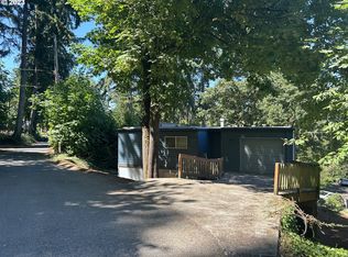 2570 Spring Blvd, Eugene, OR 97403