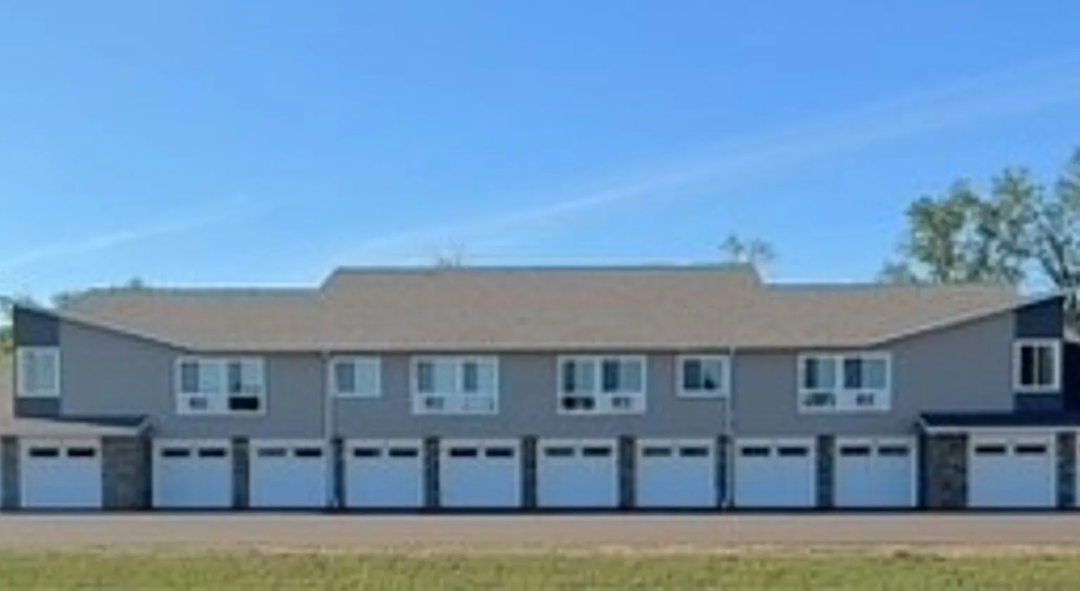 The Oaks- 351 Deschane Ave Crivitz WI — Photo 2