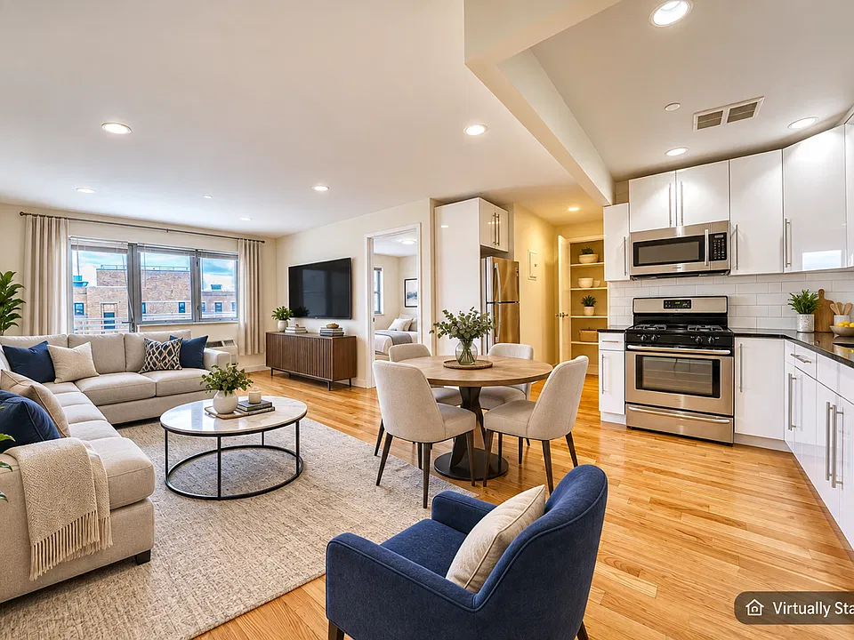 2315 Astoria Blvd #3D