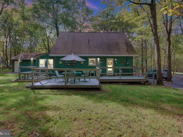 106 Burnshaw Ln, Albrightsville, PA 18210