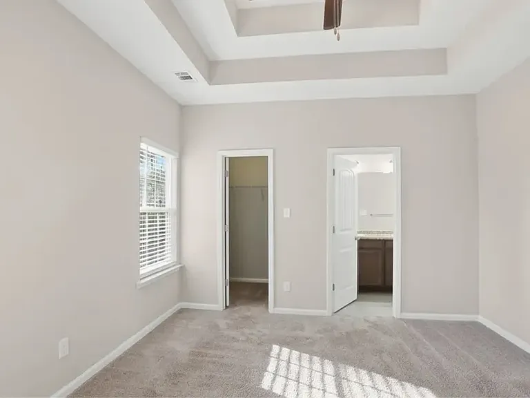 415 Olde Ivey Sq — Photo 8