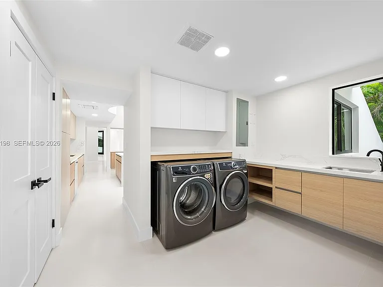 7540 Los Pinos Blvd — Photo 25