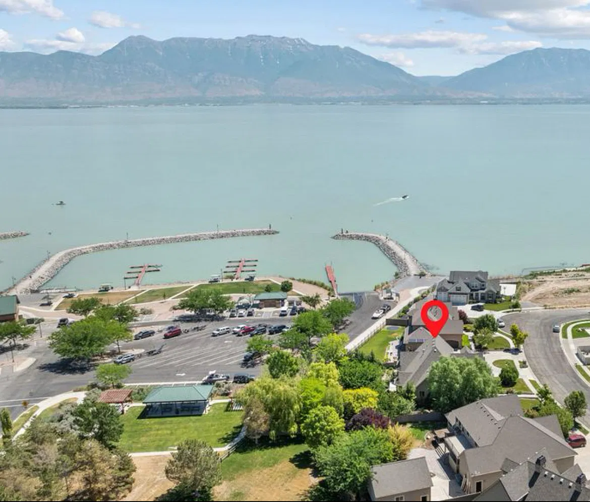 228 E Skipper Ln S — Photo 4