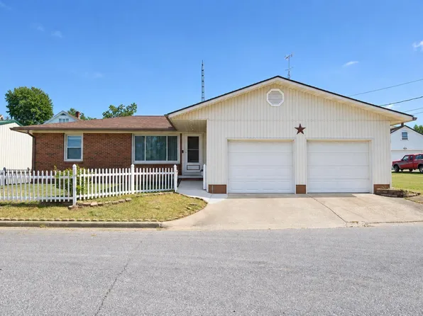 1630 Virginia St, Ferdinand, IN 47532