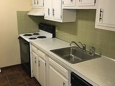 2nd image of 273 Rosemont Ave Floor 1
