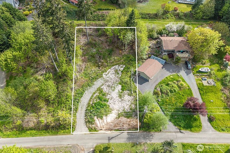 2nd image of 9737 Glacis Drive NE