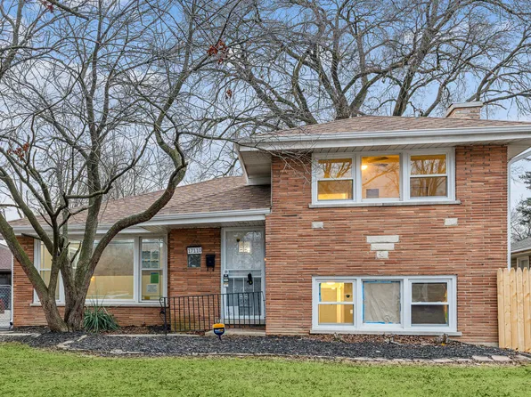 17110 Whitman Ave, Hazel Crest, IL 60429