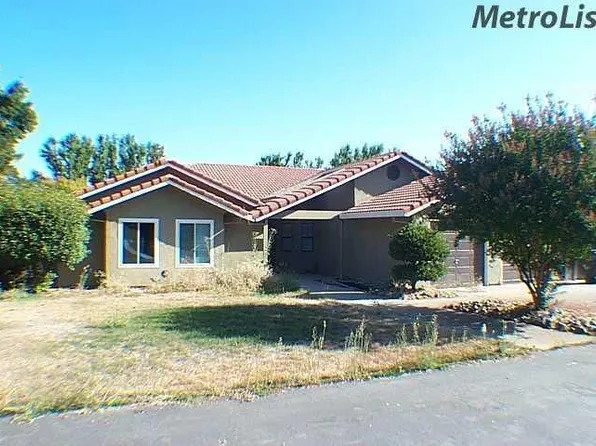 18821 E Oakwood Rd, Stockton, CA 95215