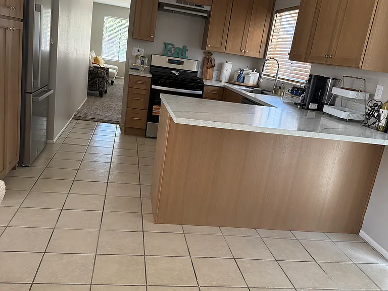 351 Gardenia Cir — Photo 5