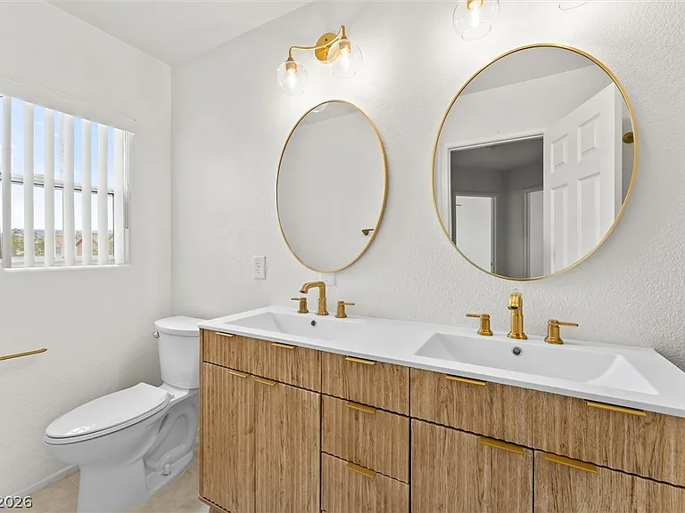 7660 Hope Valley St — Photo 15