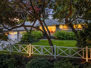 10918 SE 25th St, Bellevue, WA