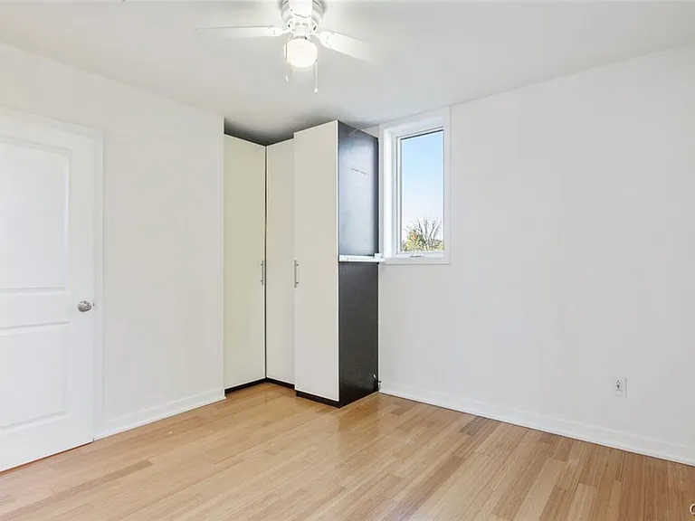 621 Otisco St — Photo 34