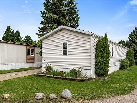 4th image of 1063 Lakeland Cres