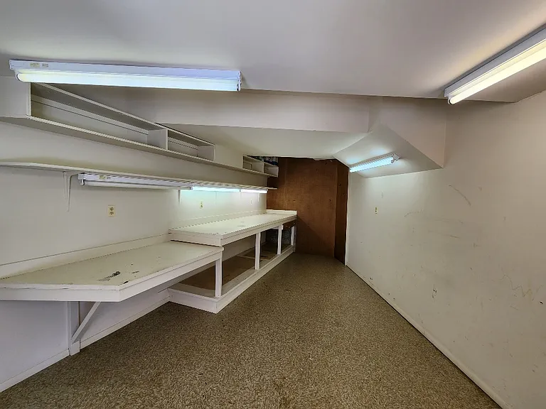 8410 Hawkins Creamery Rd — Photo 37