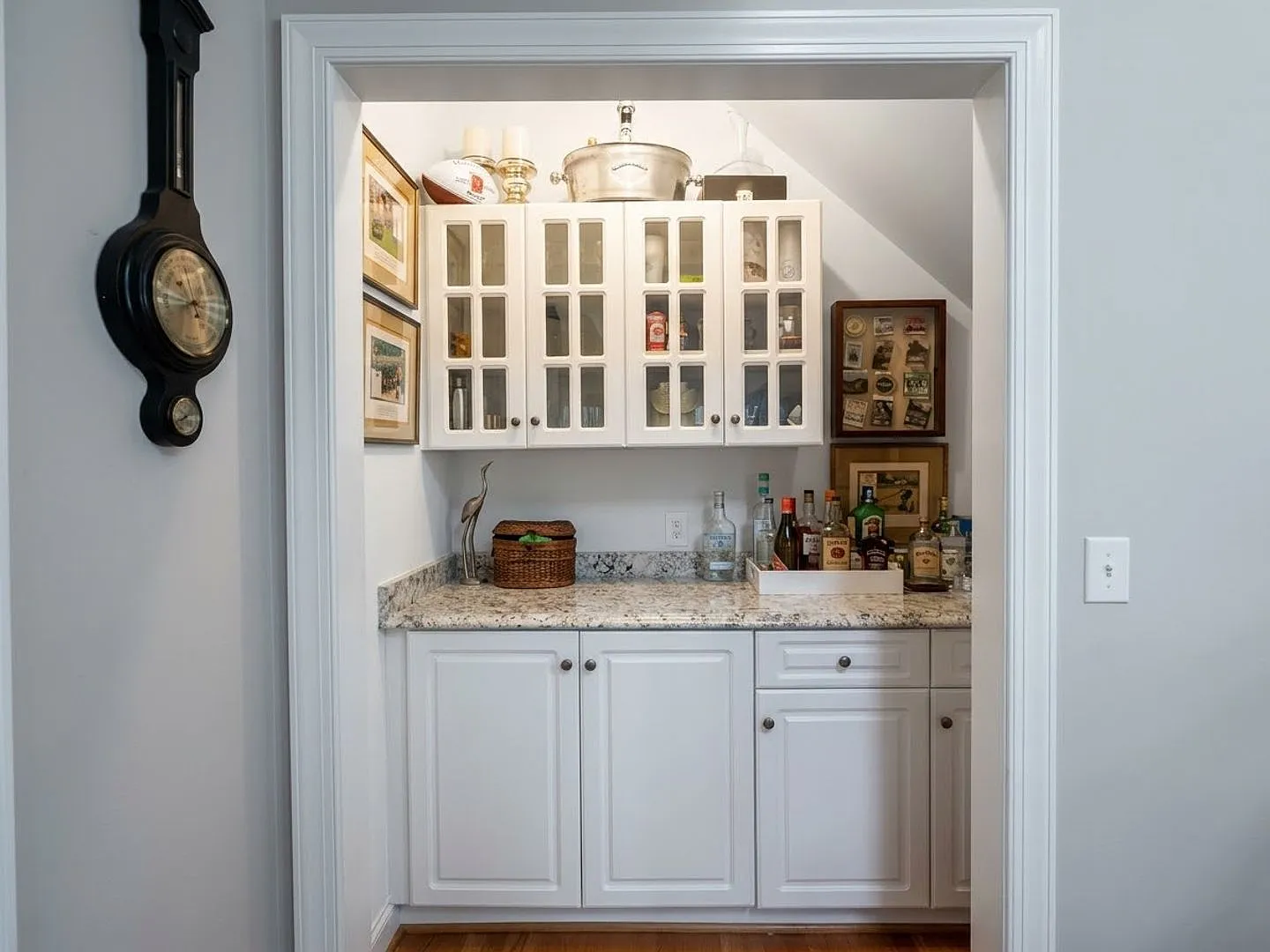 Charming home located on a quiet cul-de-sac — Photo 4