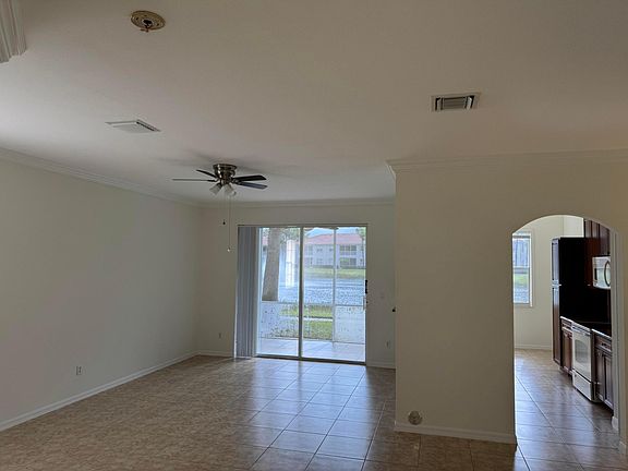 4th image of 2140 Wingate Bend