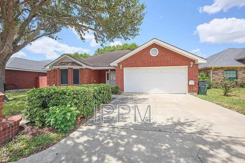 2609 Thomas Ln
