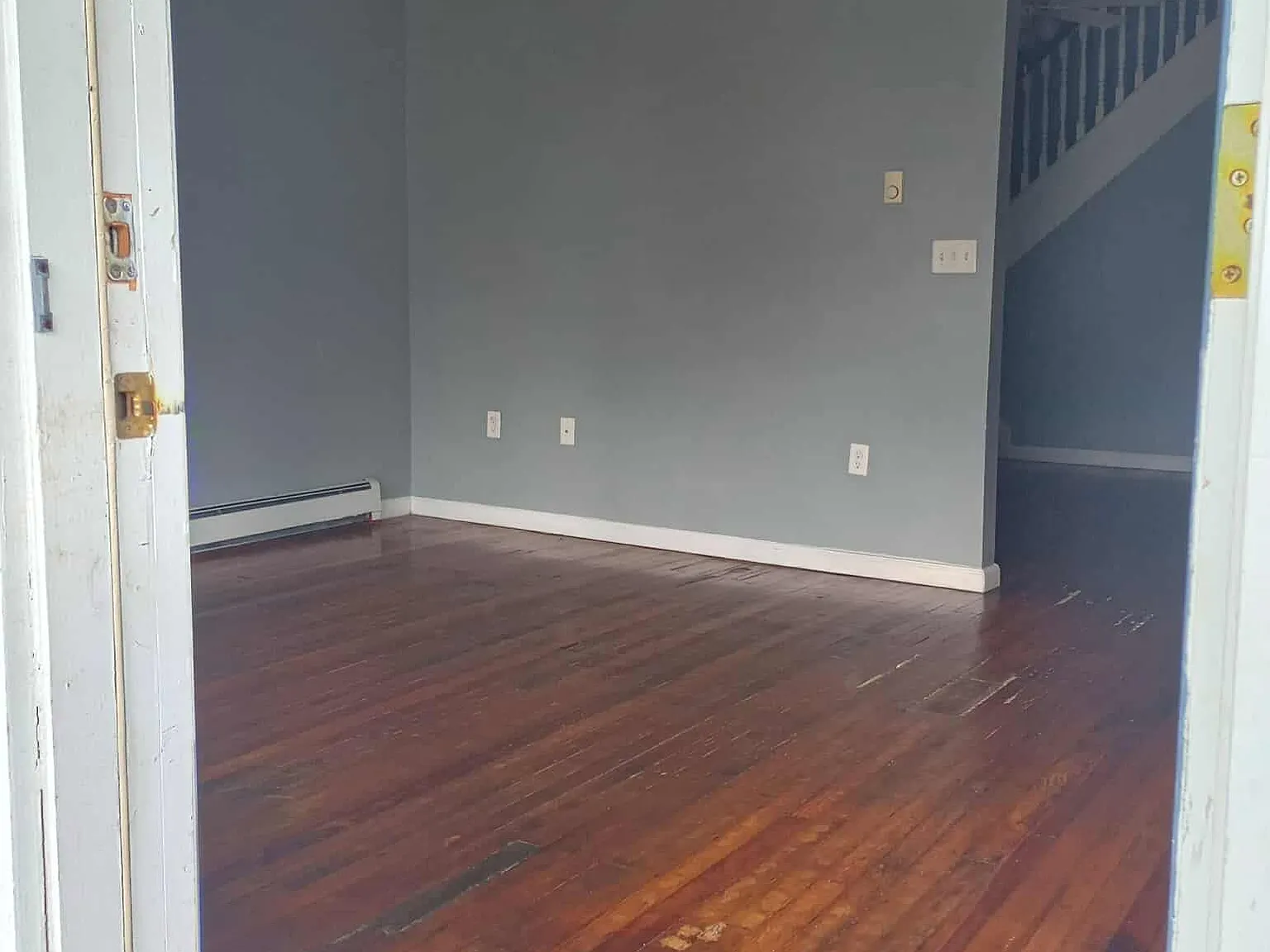 3 bed, 2718 sqft, $1,100 — Photo 2