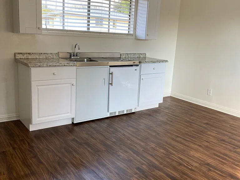 531 Prescott St #7 — Photo 13