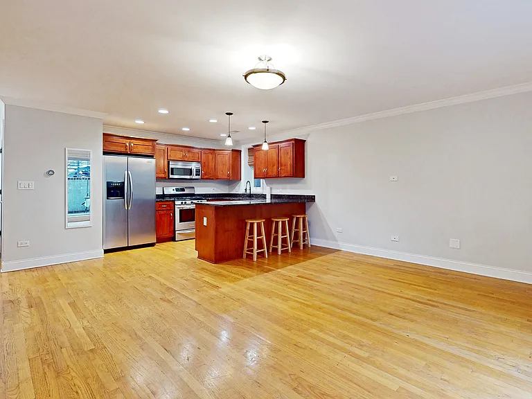 1504 W Augusta Blvd #1 — Photo 12
