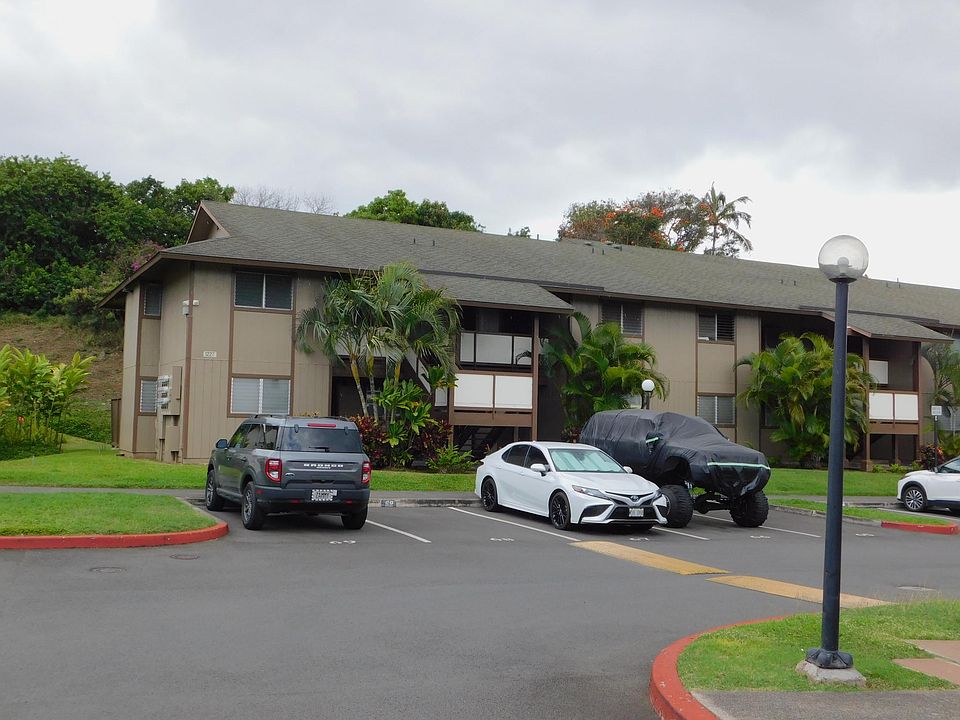 Upstairs, end unit. 2 bedrooms/1 bath with 2 assigned uncovered parking stalls