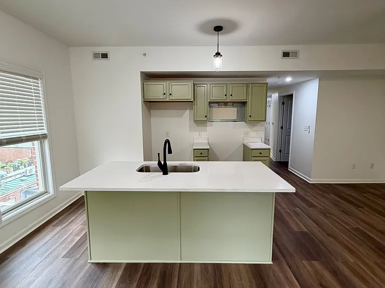 10639 Meeting St #307 — Photo 5