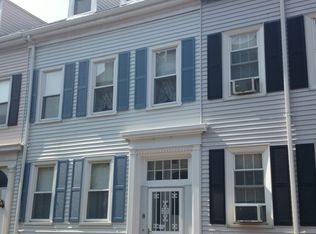 8 Essex St, BOSTON, MA 02129
