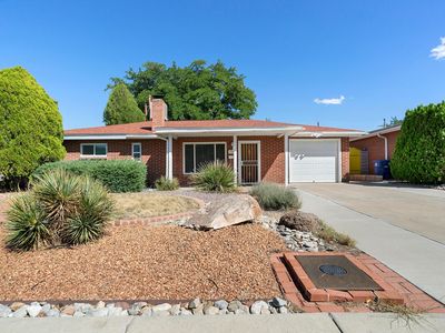 1304 Indiana St NE, Albuquerque, NM, 87110