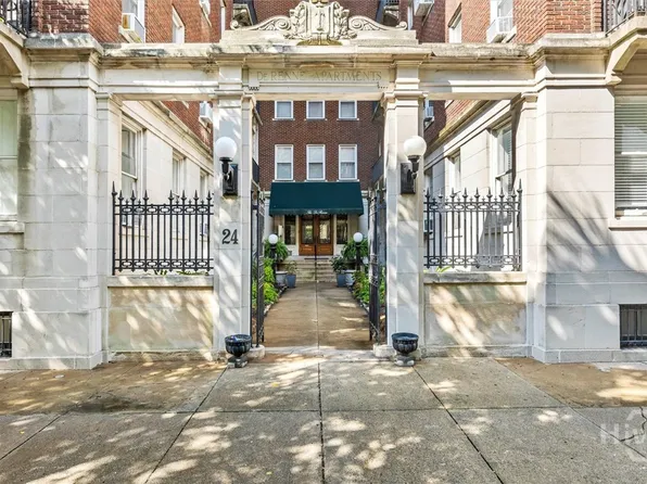 24 E Liberty Street #42, Savannah, GA 31401