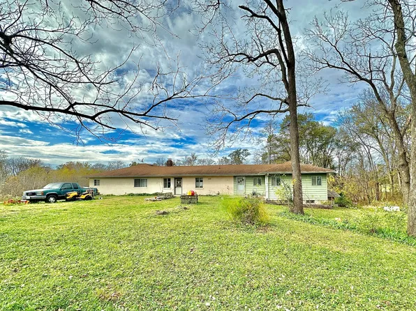 1676 County Road 2350 N, Grayville, IL 62844