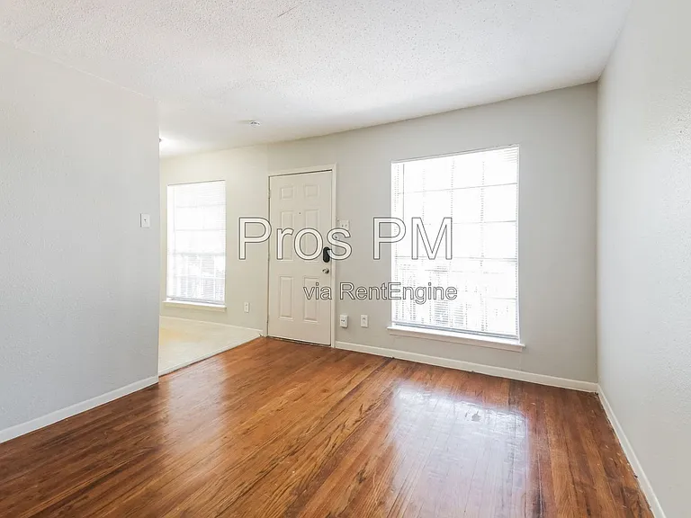 5317 Junius St #212 — Photo 3