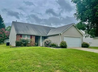 10412 Gold Pan Rd, Charlotte, NC 28215