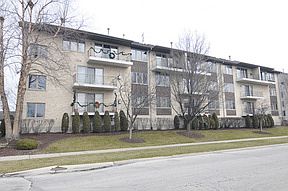1st image of 4560 W 93rd St APT 1B