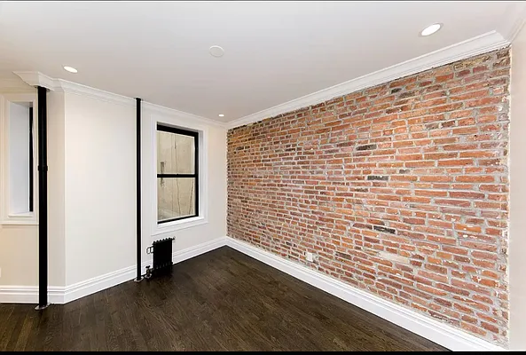 Rented by REAL New York | media 73