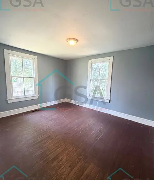 109 Watts Ave — Photo 11
