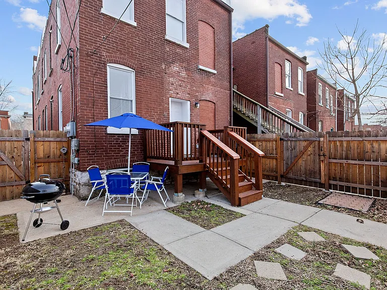 3963 Botanical Ave — Photo 29