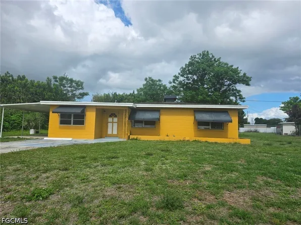 102 Connecticut Rd, Lehigh Acres, FL 33936