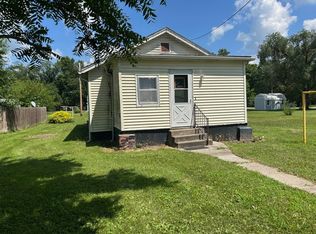 305 N Main St, Wayland, MO 63472