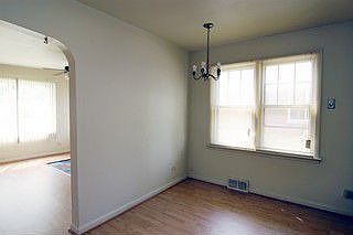5th image of 294 N Edgewood Ave
