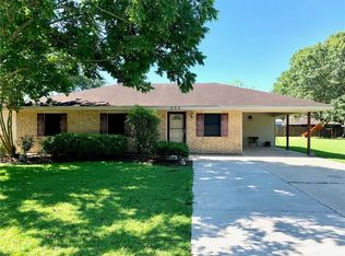604 E 2nd St, Iowa, LA 70647