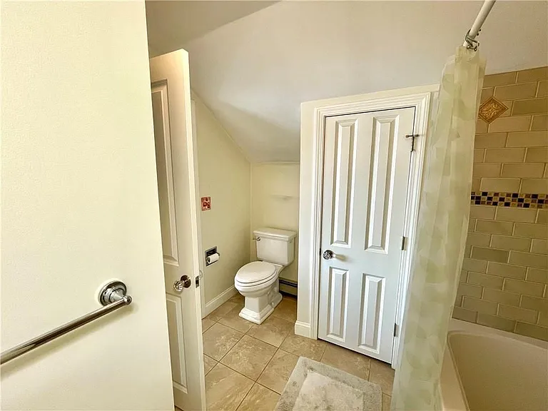 57 Green St — Photo 24